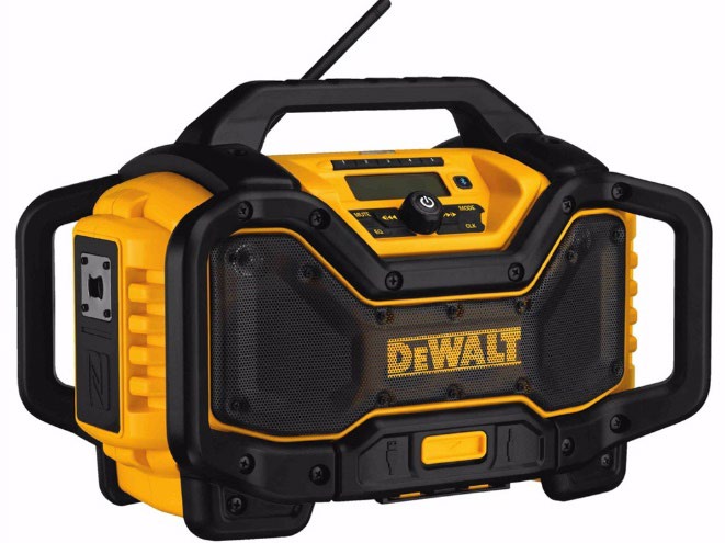 DeWalt Bluetooth Worksite Charger Radio