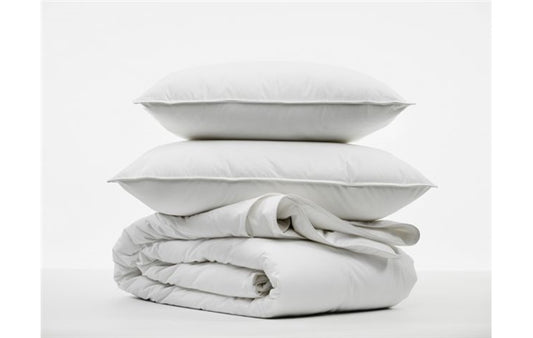 NORTHERN FEATHER - Hotel White Down Sleep Set - King